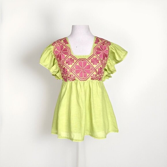 J.Marie Tops - J Marie Embroidered Rowan Flutter Sleeve Lime Top size Medium Retail $106